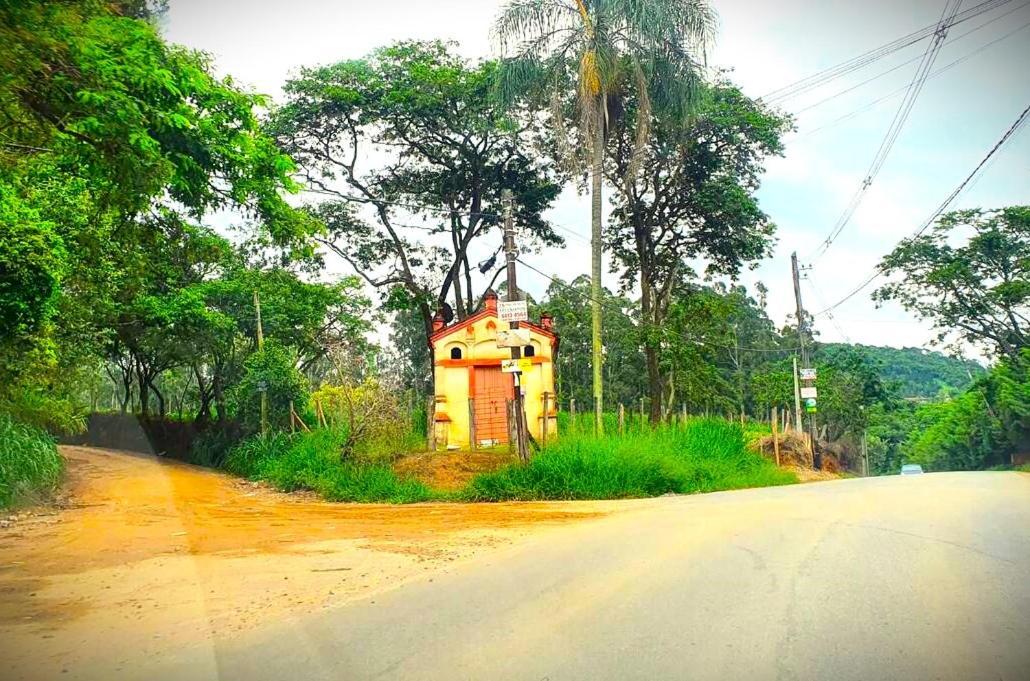 Chacara Atibaia Com Casa Na Arvore 外观 照片